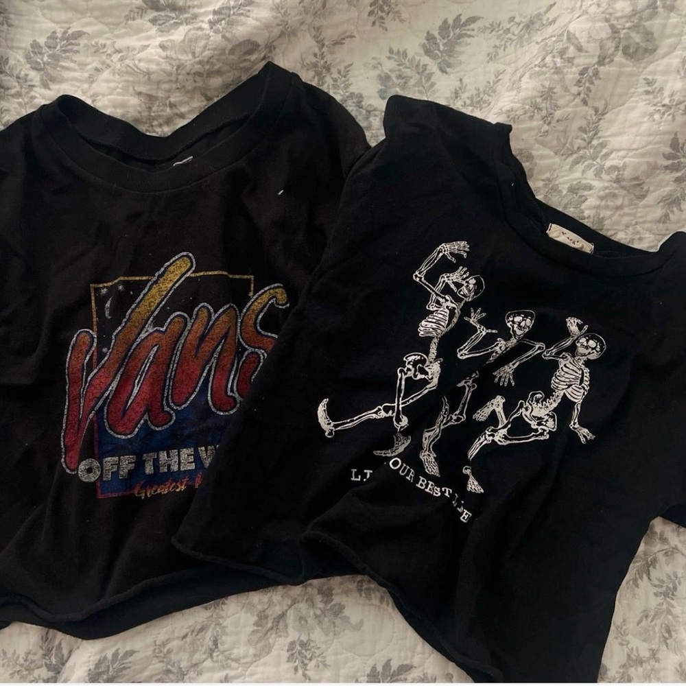 Vans Black cropped T-Shirt with Skeleton Graphic